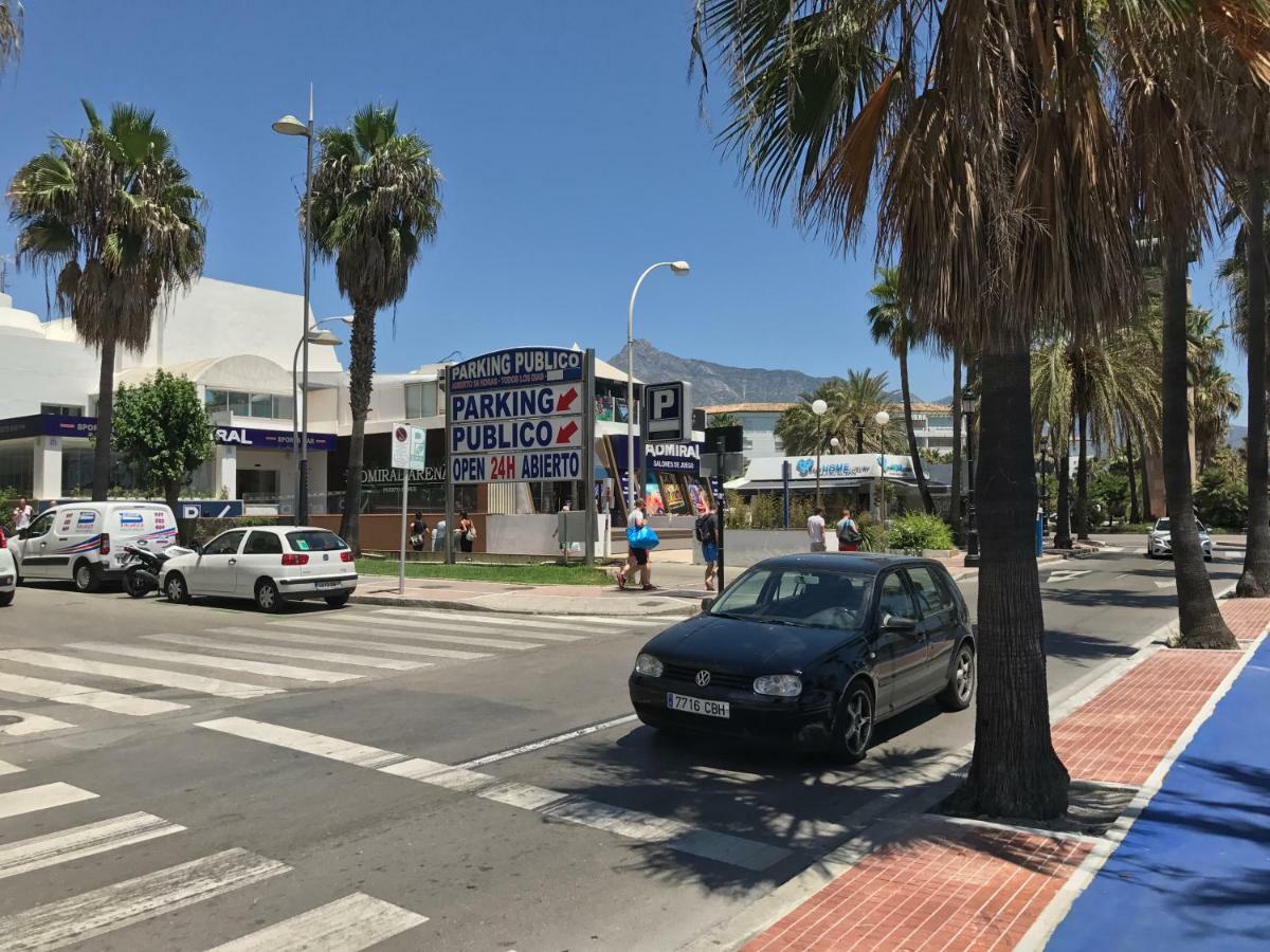 Marina Banus - Frontline Beach - Puerto Banus *