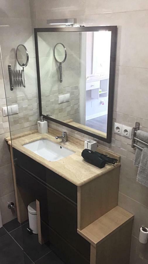 Isabel Manoja Apartment Torremolinos