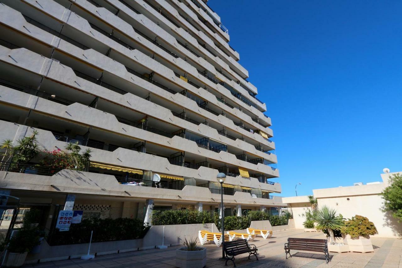 In With 3 Bedrooms And 2 Bathrooms. Calpe