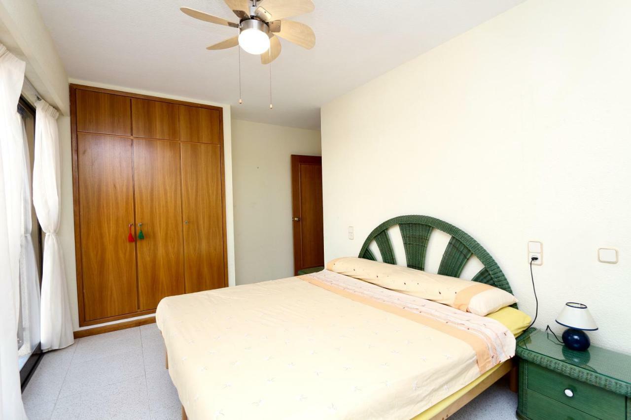 In With 3 Bedrooms And 2 Bathrooms. Calpe