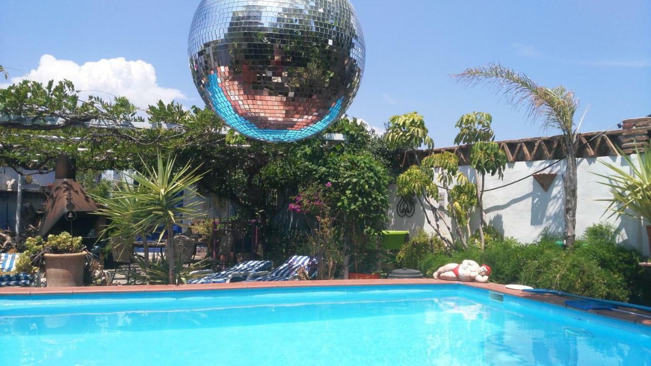 Costa Tropical Oasis *