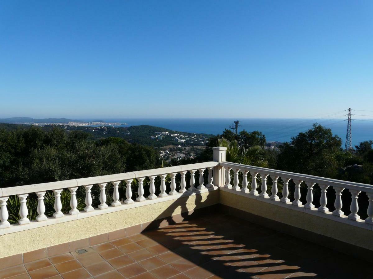 Carrera Villa