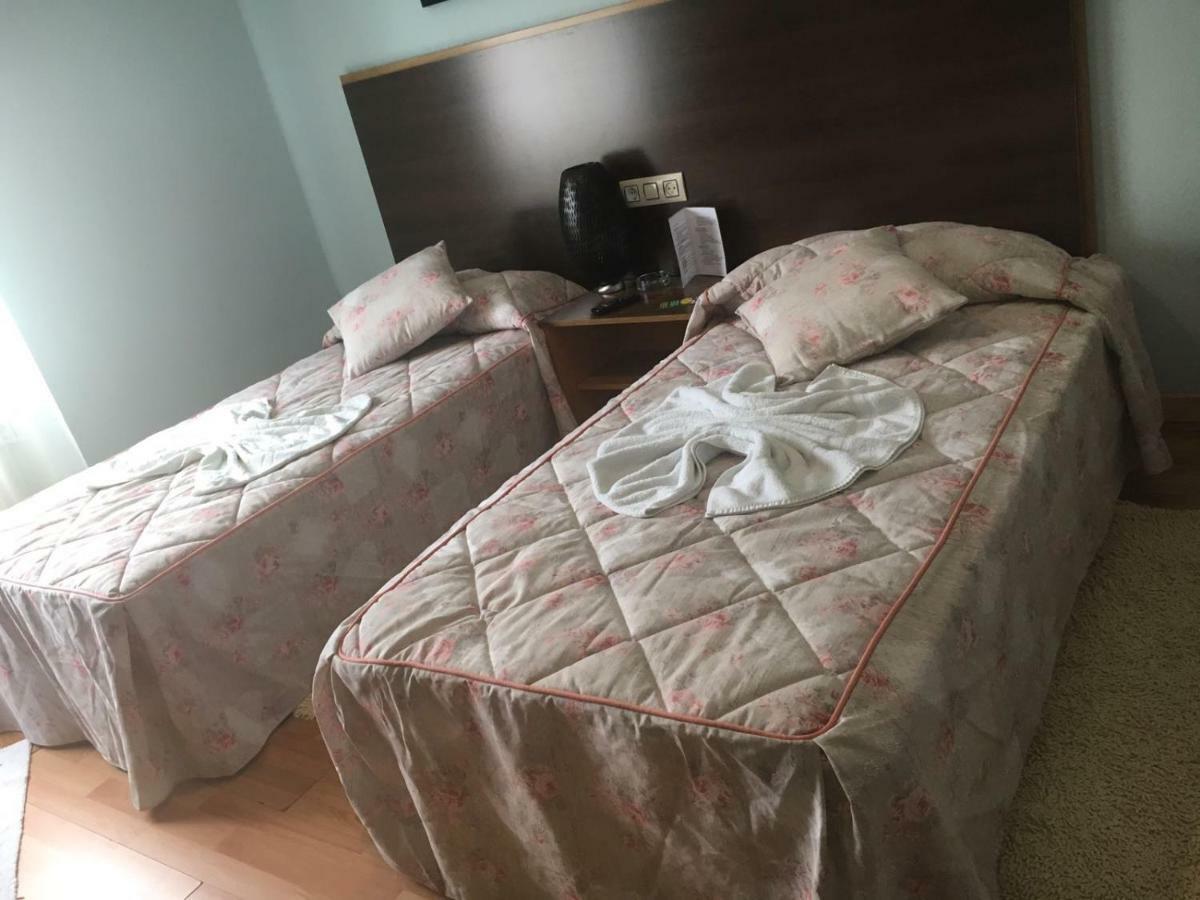 Hostal Goias Guest house