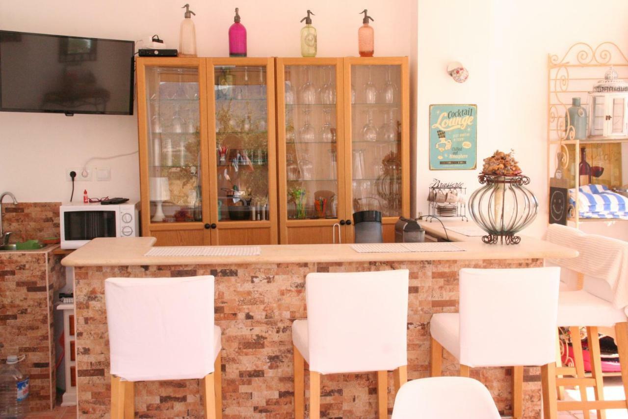 Casa Alegria Homestay Las Encebras