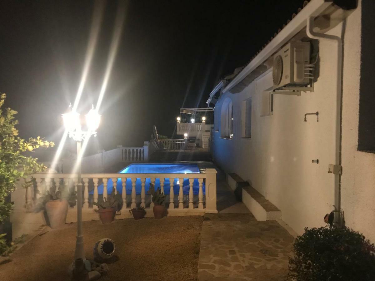 Altea Bungalow 6p Villa