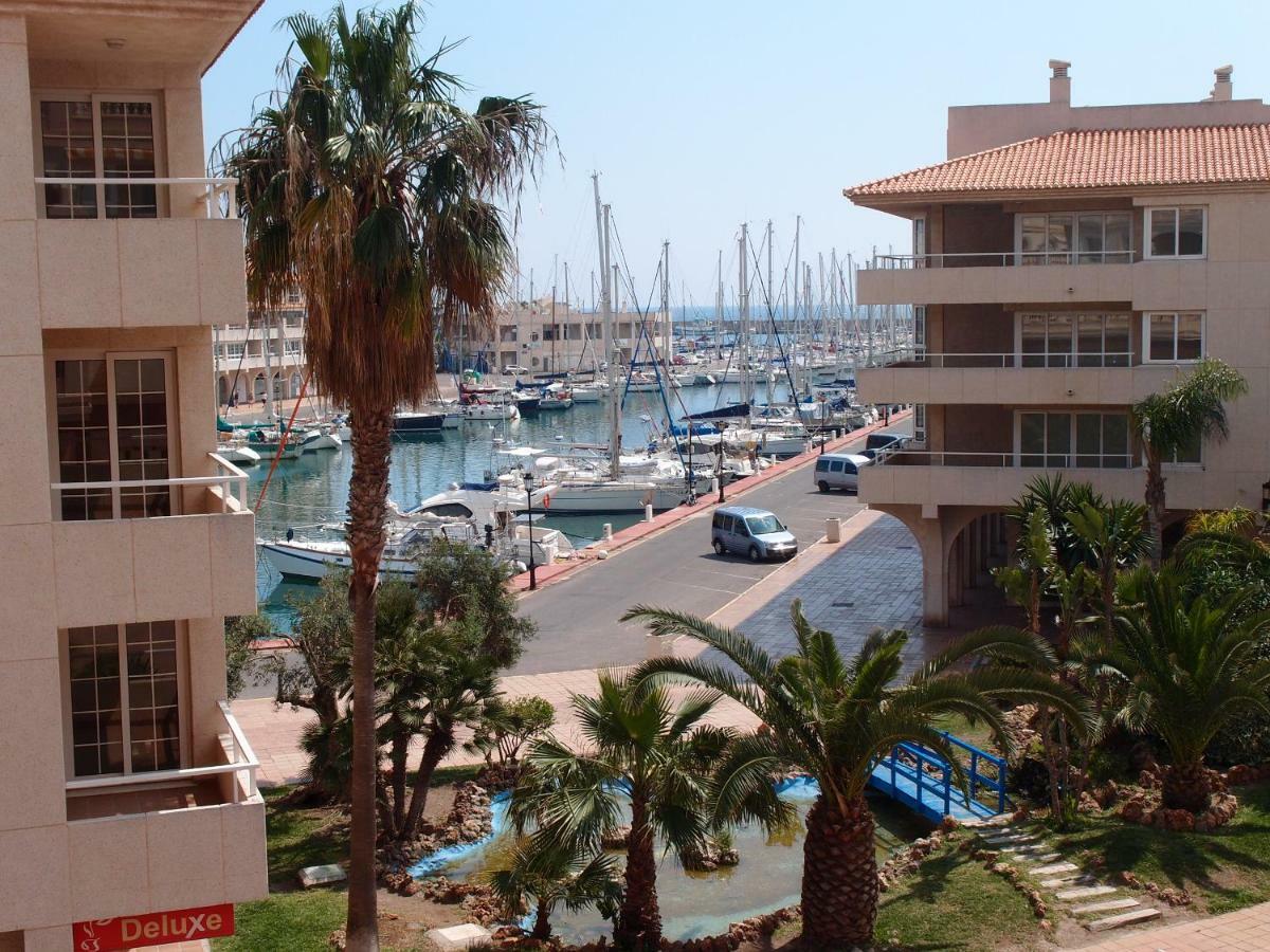 Apartment Luxury In With Free Secure Parking *