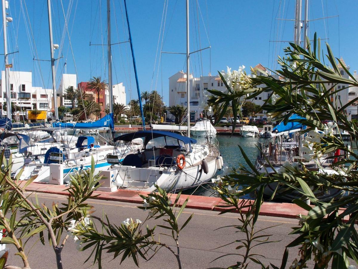 Luxury In With Free Secure Parking *