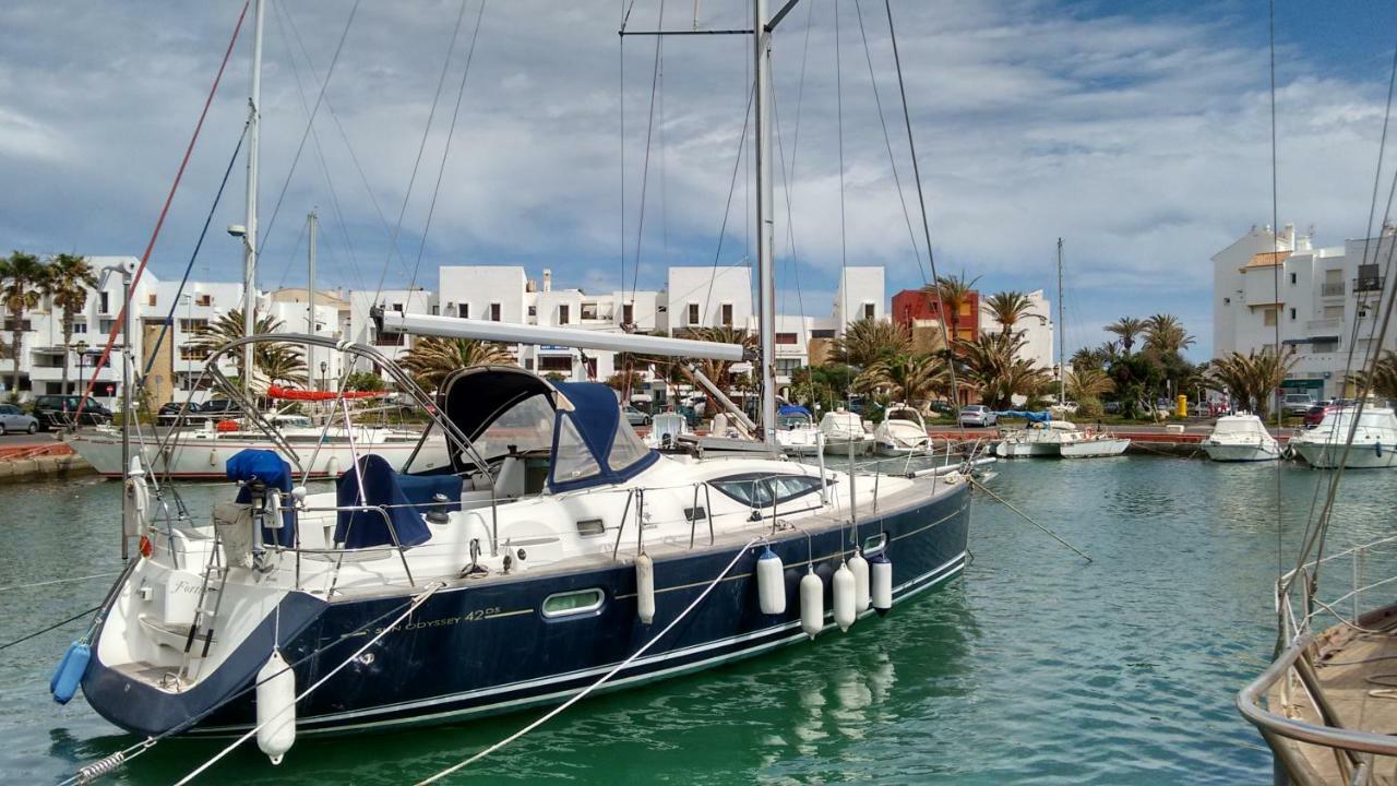 Luxury In With Free Secure Parking * Almerimar