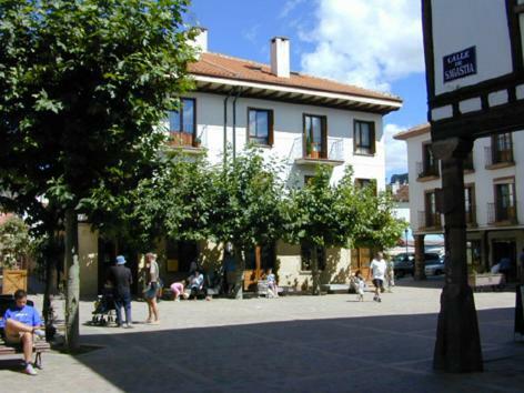 Apartamento Con Jardín En