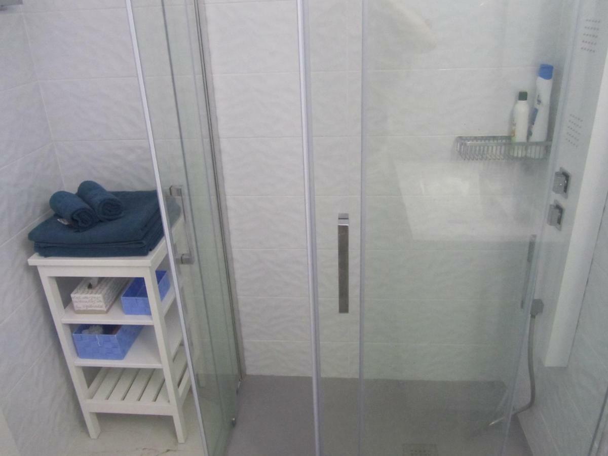 Cristianos Studio, Modern, Spacious, Pool,wifi *