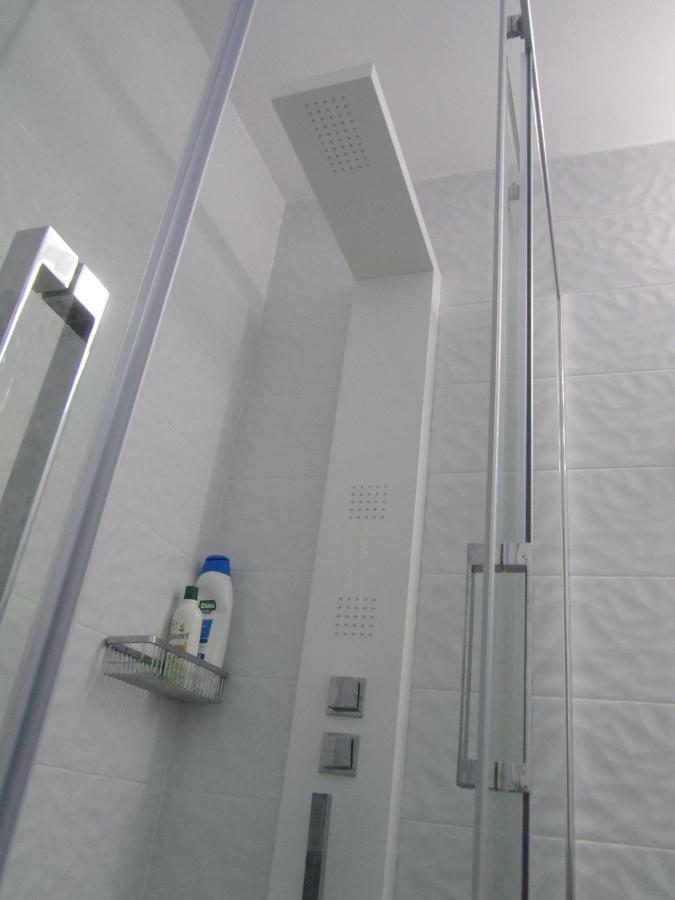 Cristianos Studio, Modern, Spacious, Pool,wifi * Arona (Tenerife)