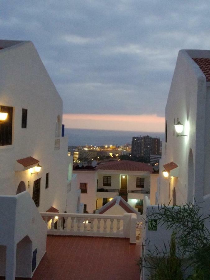 Cristianos Studio, Modern, Spacious, Pool,wifi *