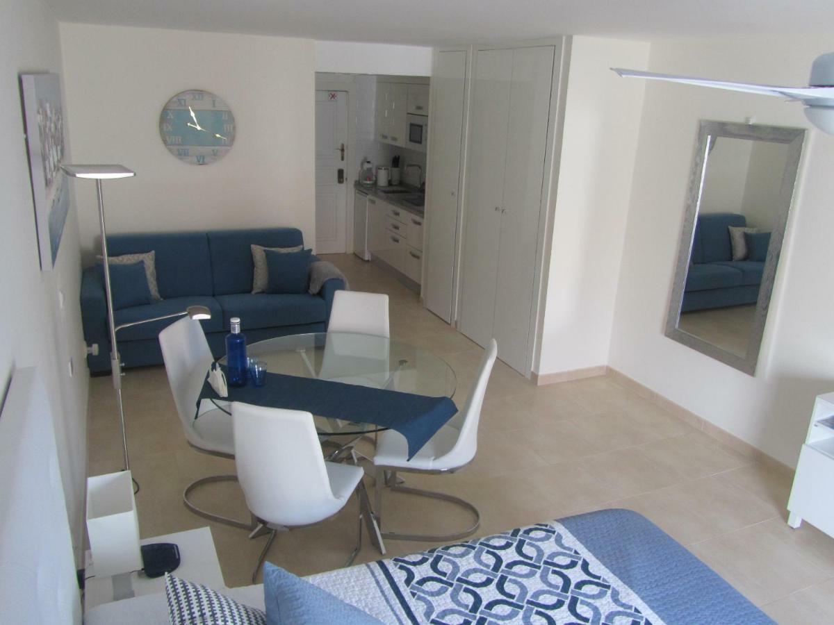 Cristianos Studio, Modern, Spacious, Pool,wifi Apartamento *
