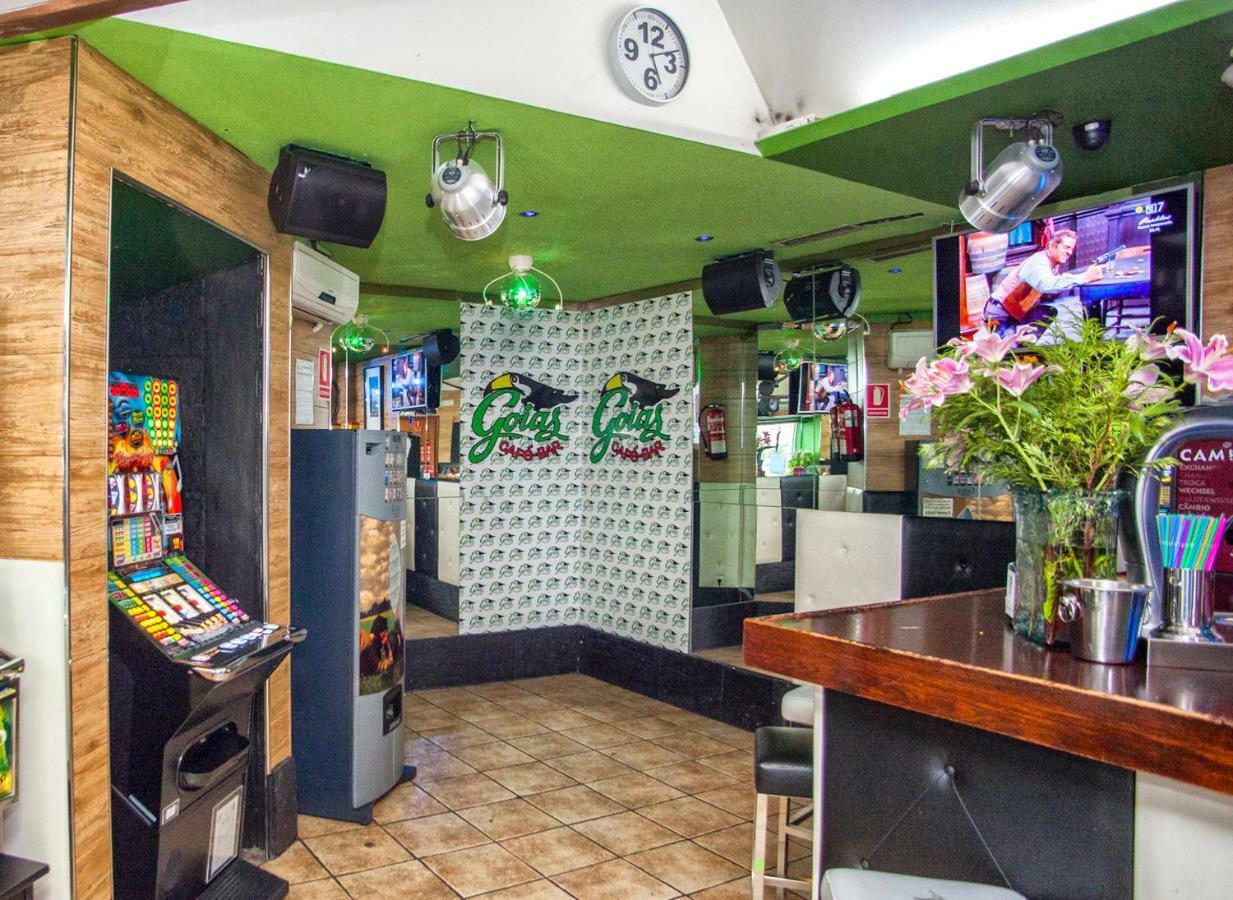 Guest house Hostal Goias