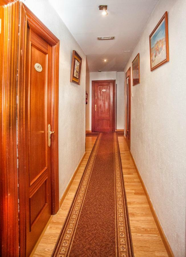 Guest house Hostal Goias *