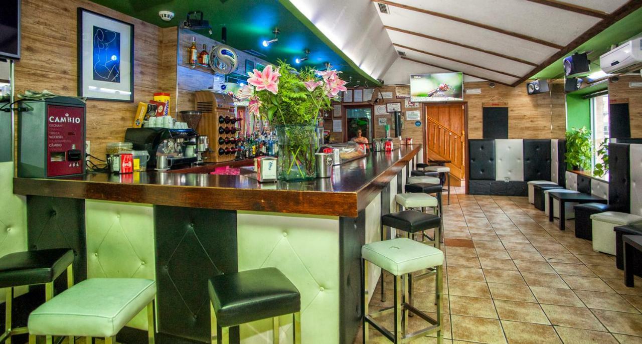 Hostal Goias Guest house