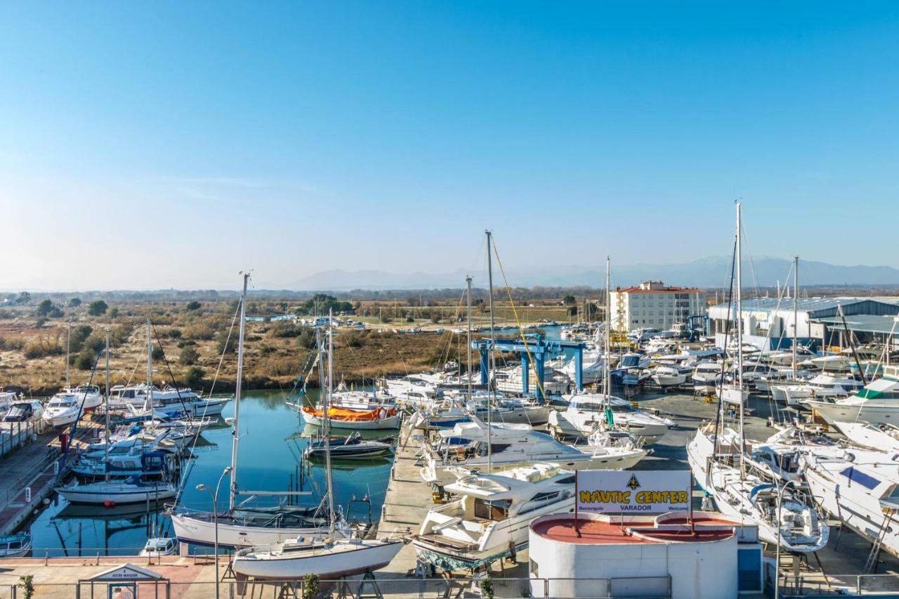 Holidays Penthouse: Panoramic Port Views With Free Wifi & Parking *