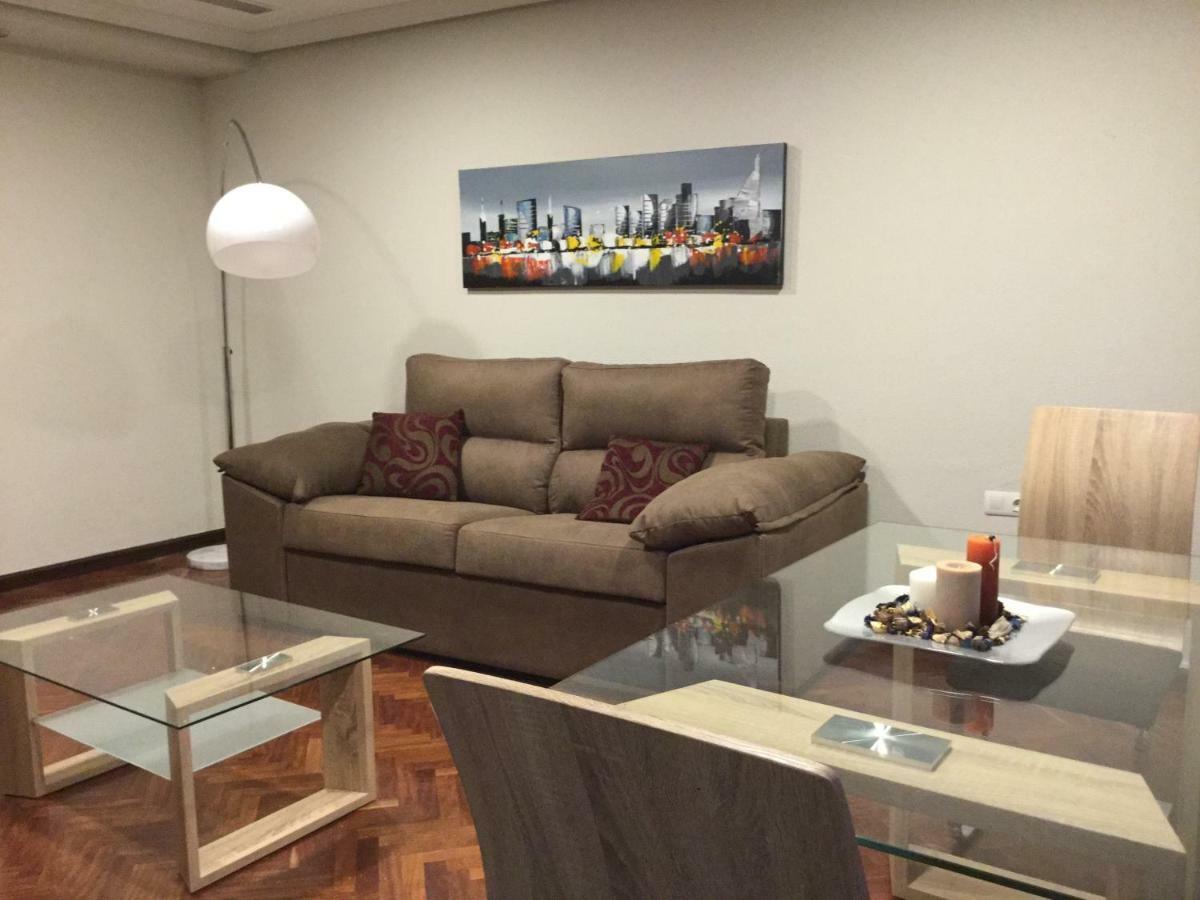 Azafranal-parking Gratis- Apartment