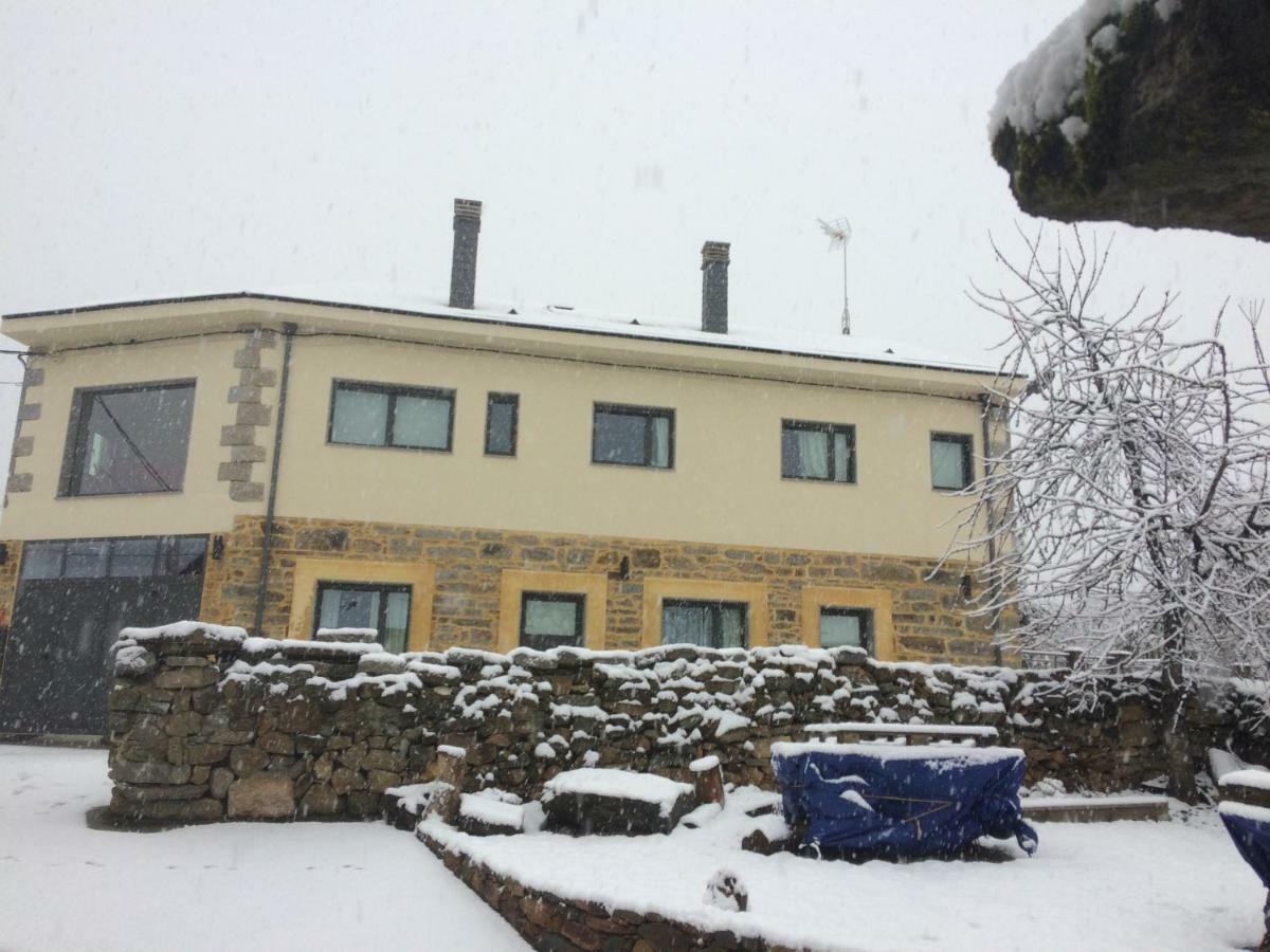 Casa La Devesa De Sanabria Сasa de vacaciones Remesal