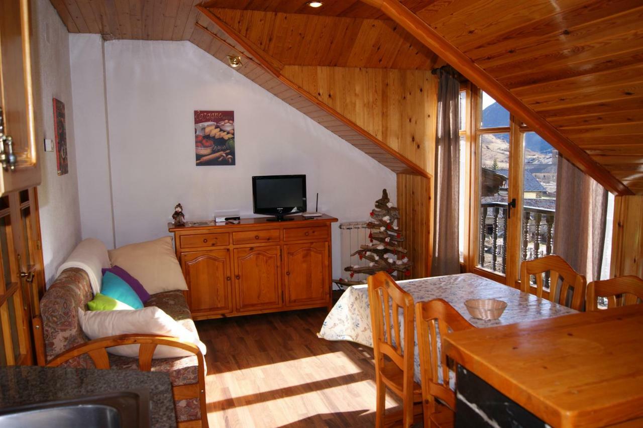 Pont Romanic Apartamento *