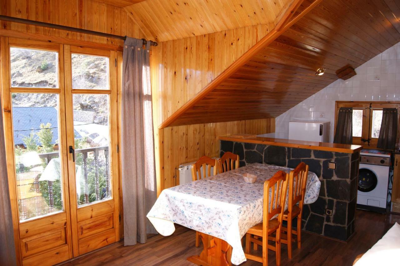 Pont Romanic Apartamento *