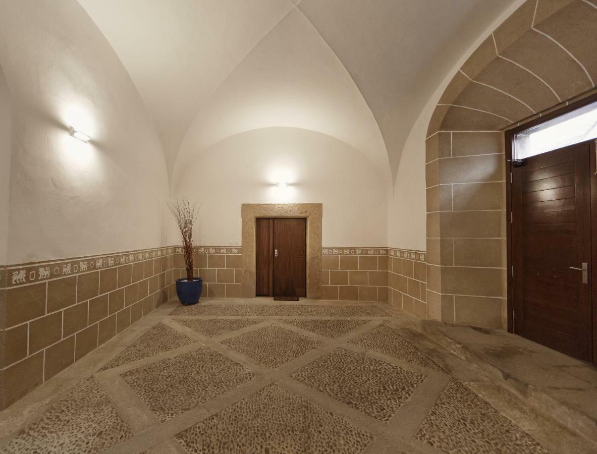 Palacio Munoz Chaves Apartment
