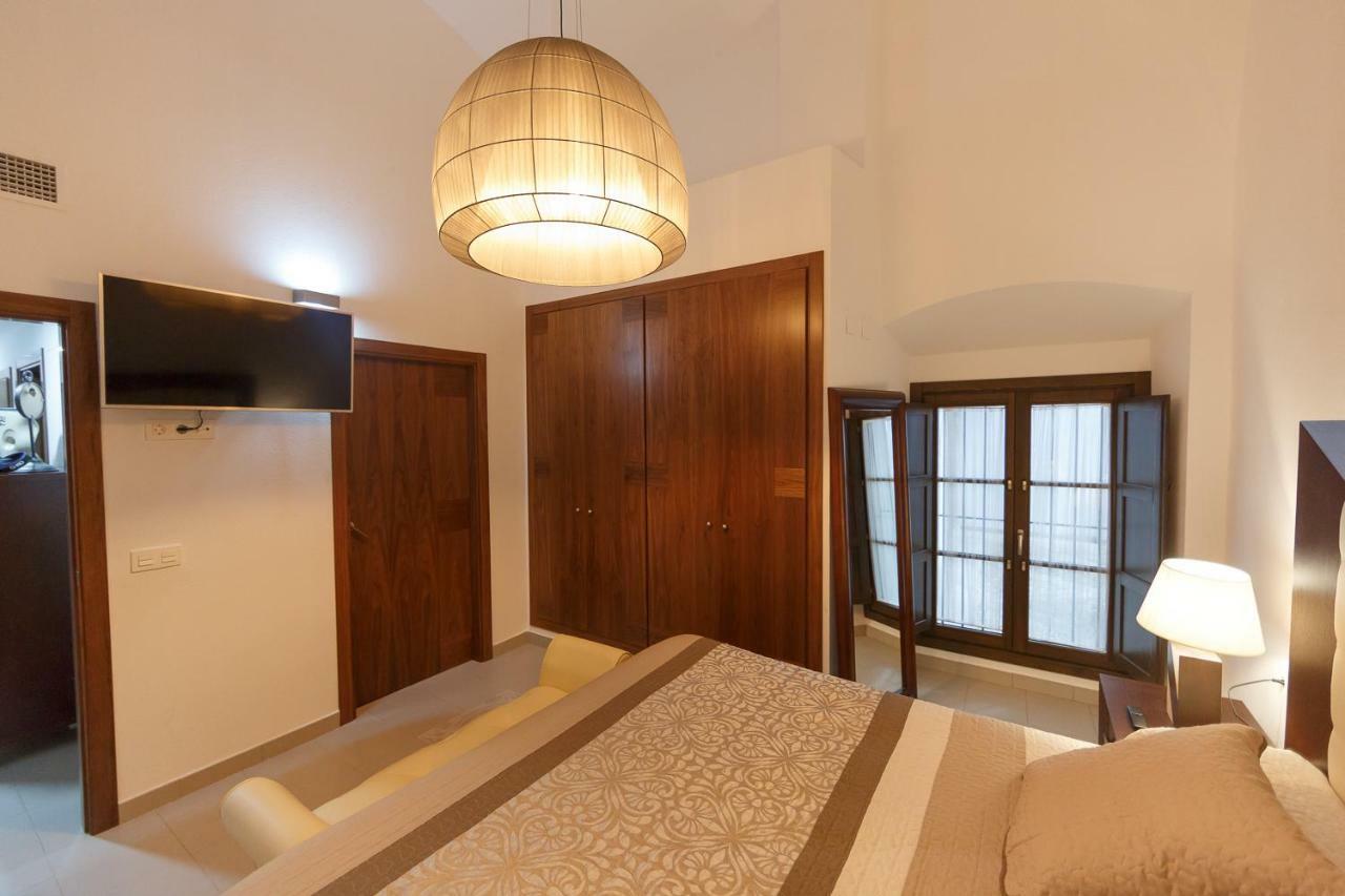 Palacio Munoz Chaves * Caceres