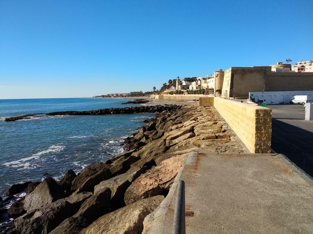 Apartamento En Puerto De * Roquetas de Mar