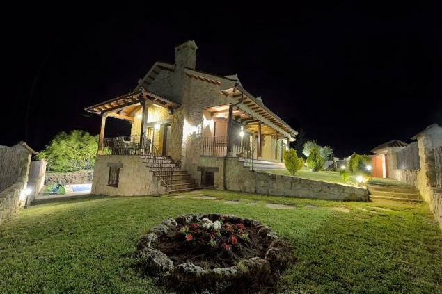 Casa Pedroches * Las Navas del Marqués