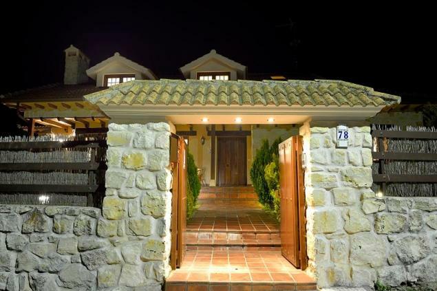 Casa Pedroches Las Navas del Marqués