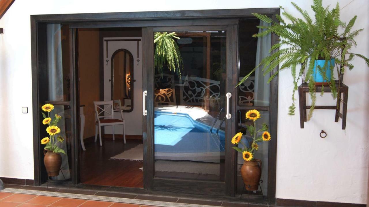 Villa Tinajas Triquivijate