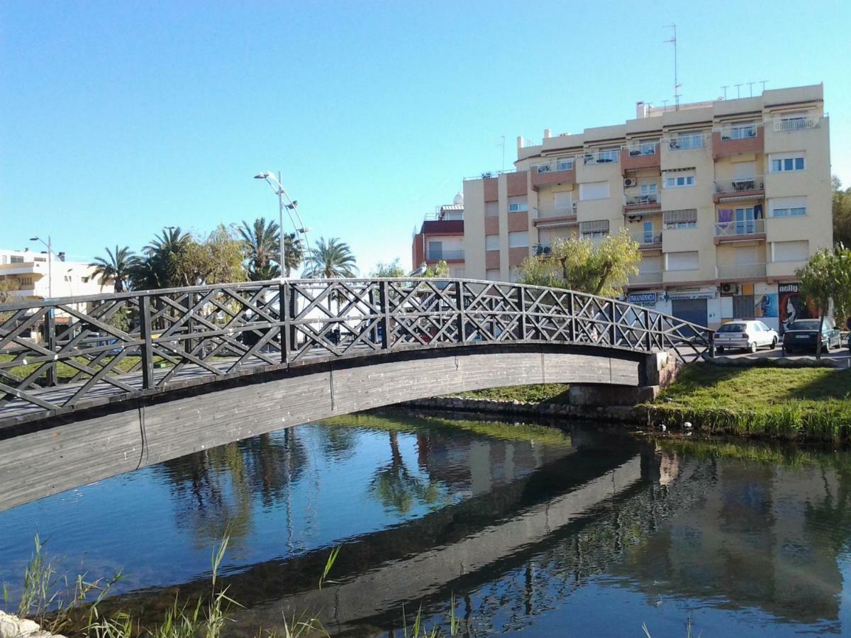 Primera Linea En Playa Sur. Plaza Constitucion Apartment Peniscola