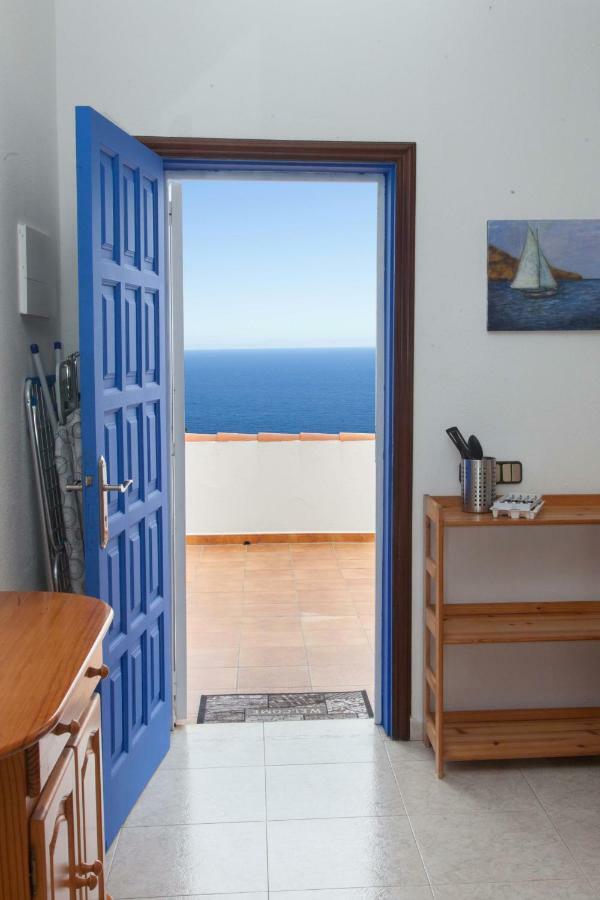 Entre Ciel Et Mer *
