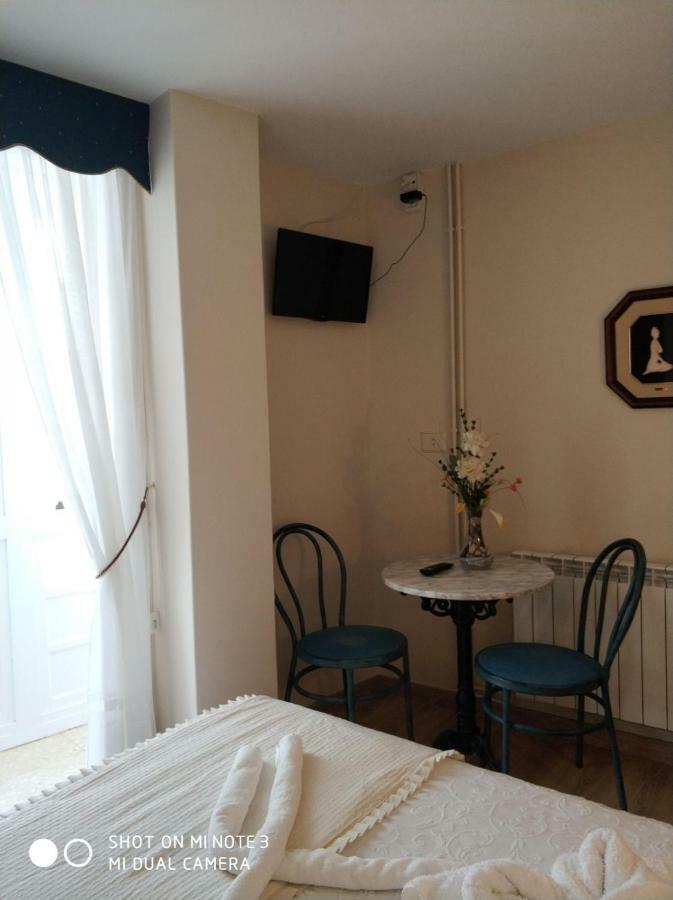 Guest house Pura 2*