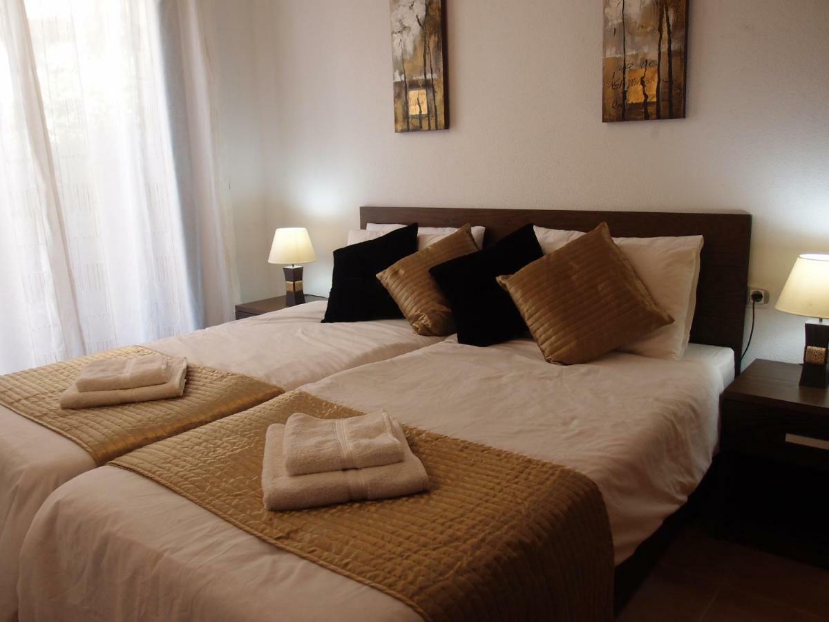 Tranquilo Cerca De Buena Piscina Y Con Buen Aire Acondicionado Apartamento