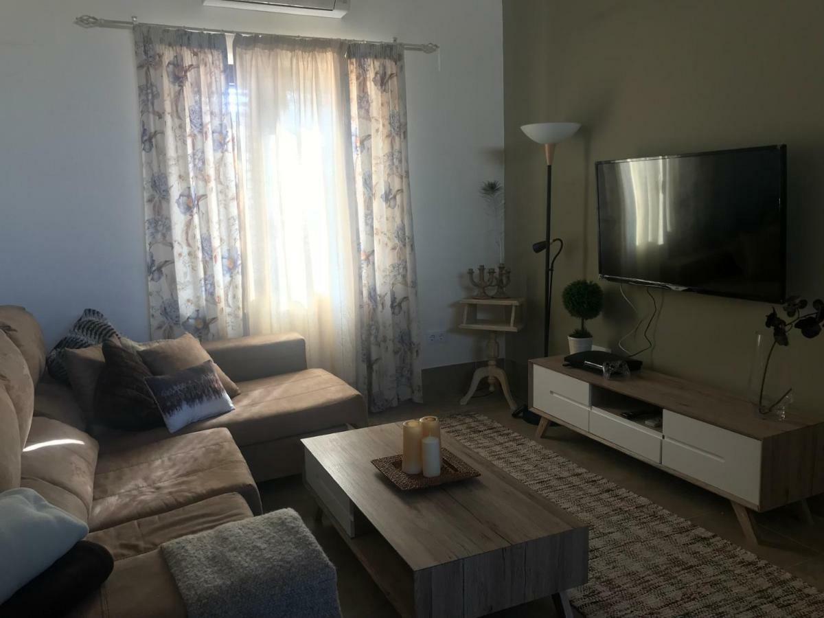Villa Chill In
