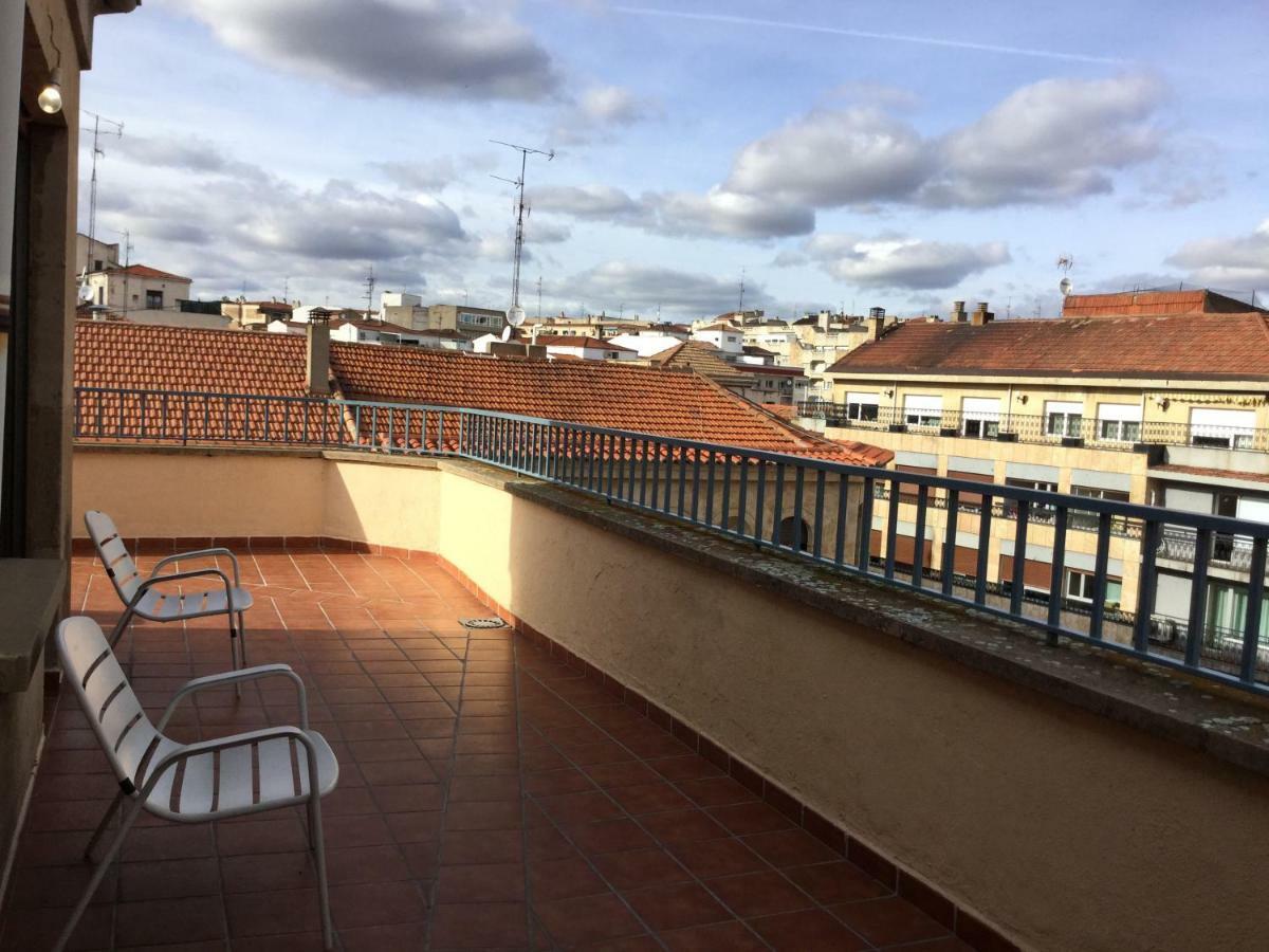 Apartment Azafranal-parking Gratis- *