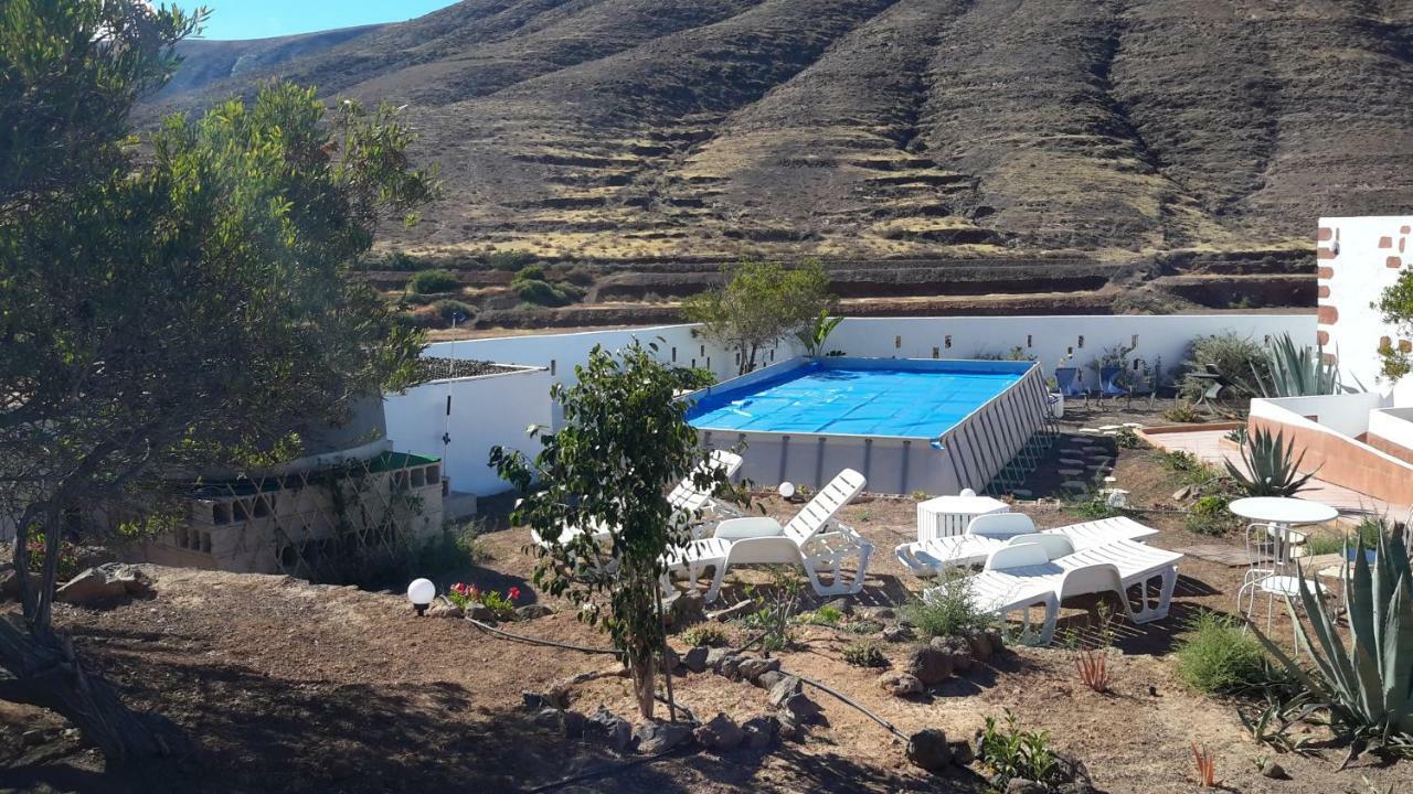 Kikiki House *