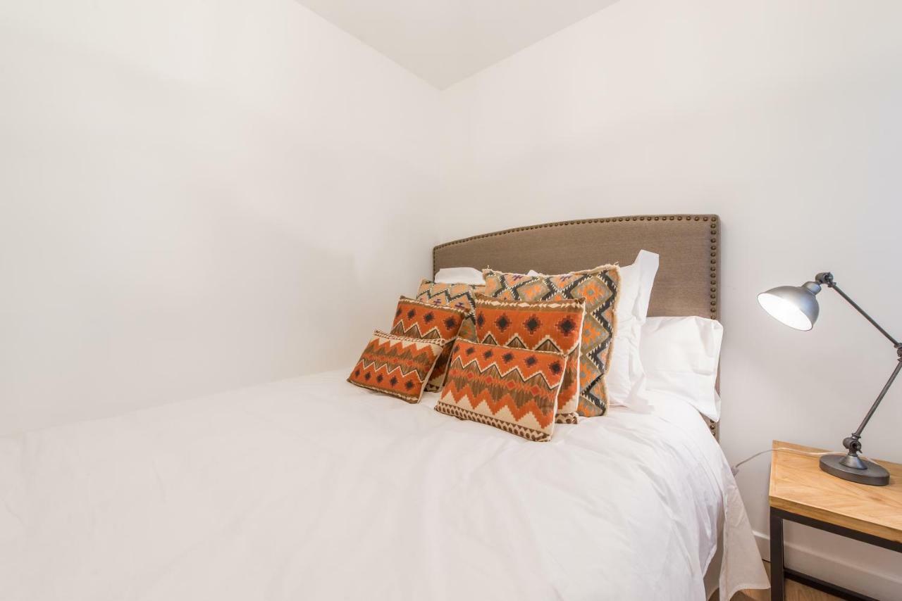 For Rio Maz10 Apartment Madrid