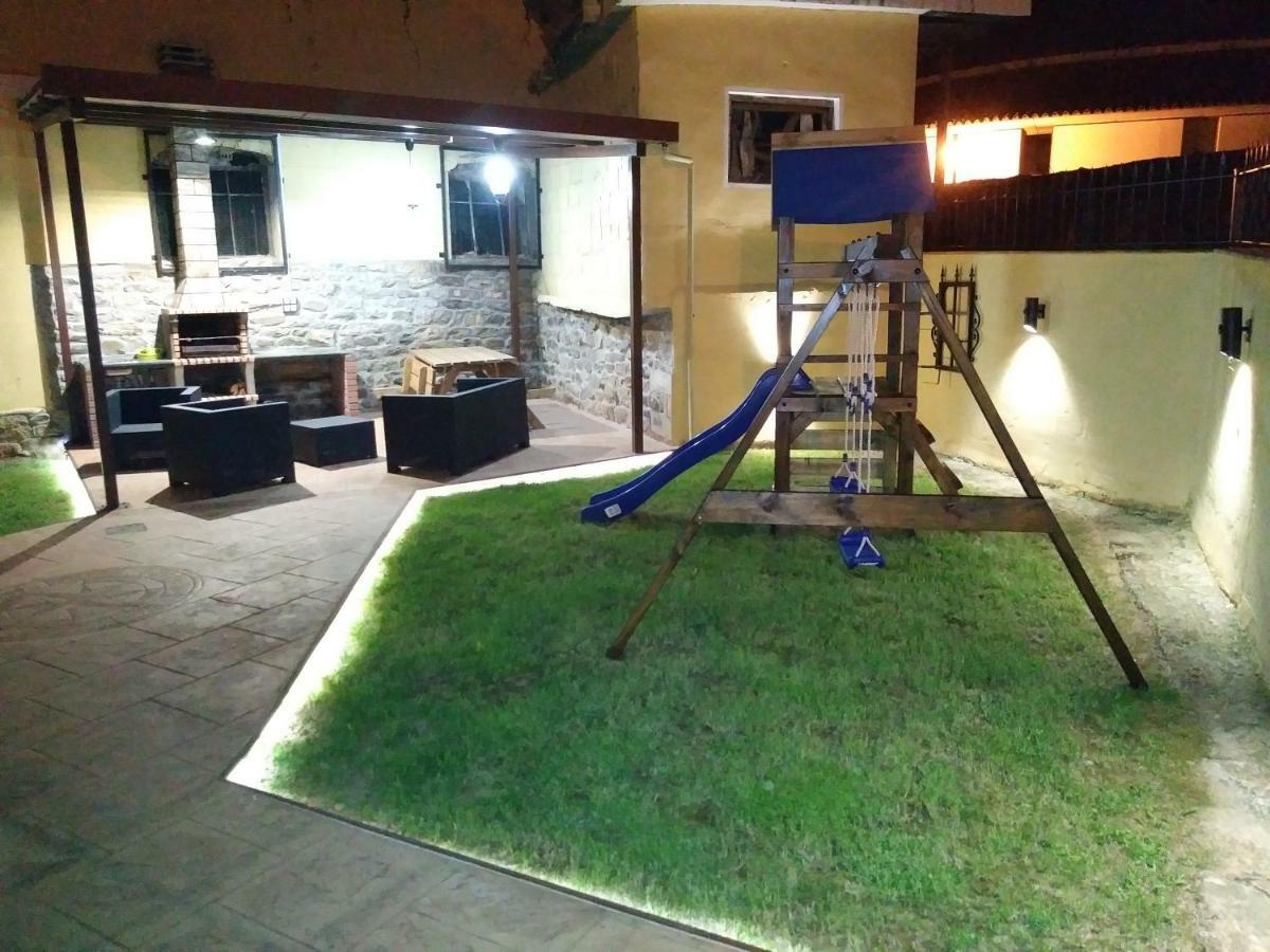 Tono El Alguacil Holiday home Selaya