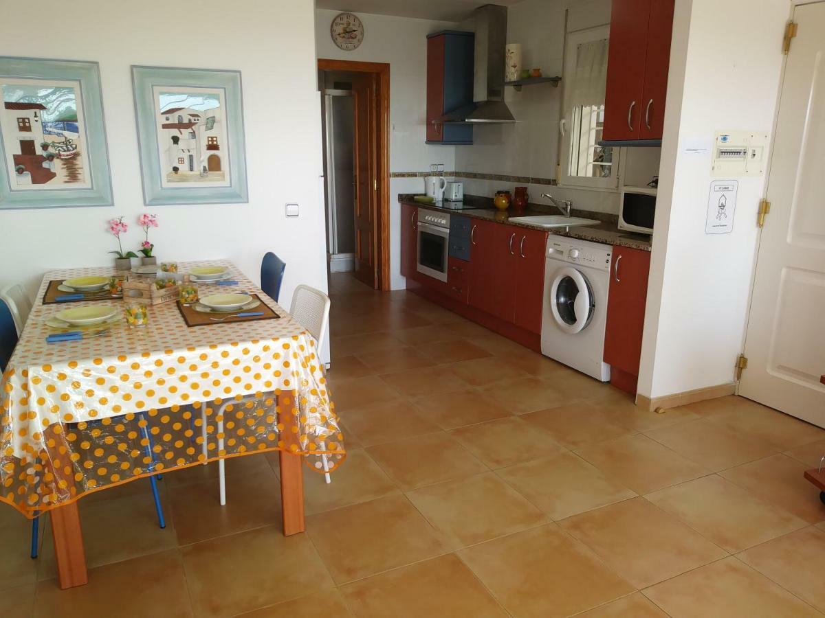 Ada Cerromar Apartamento, Aire Acondicionado, Wifi, Piscina, Garaje Privado *
