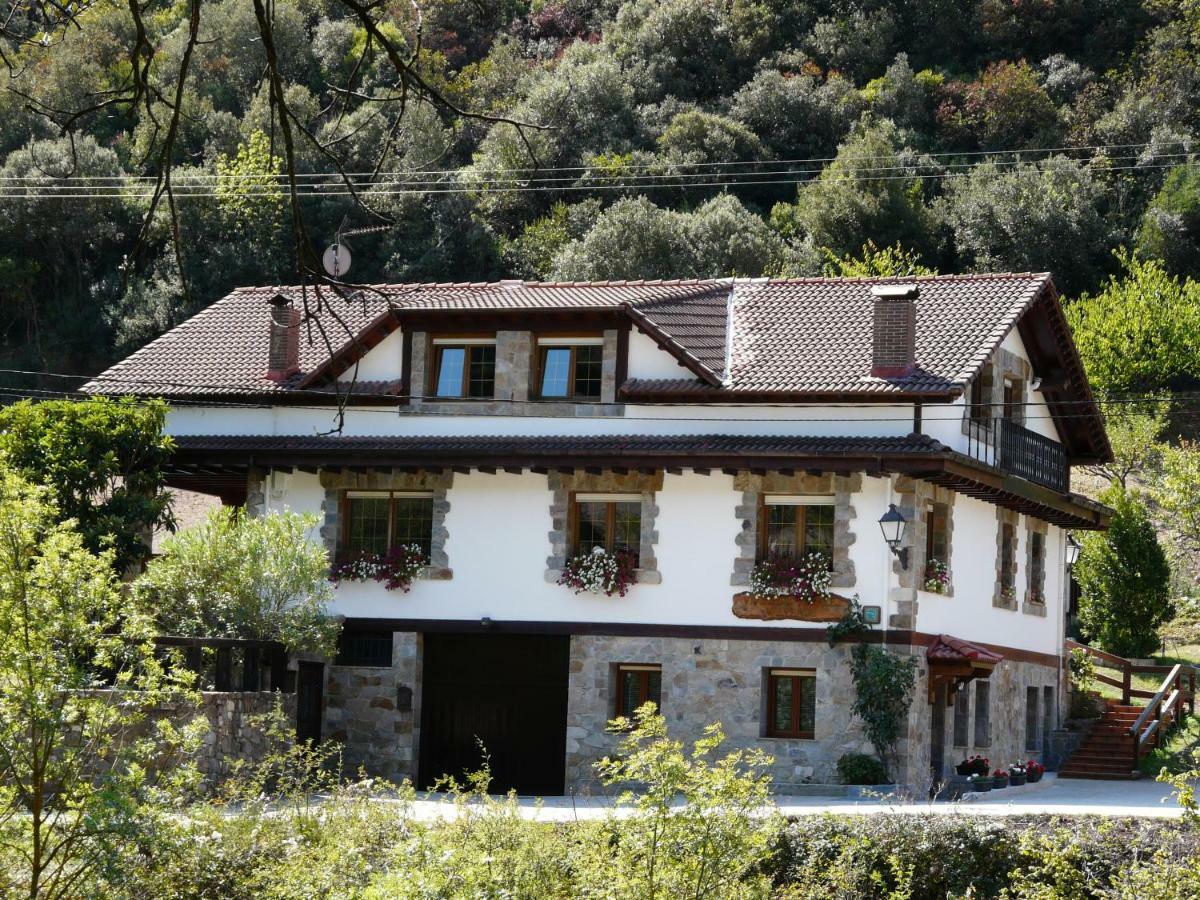 Apartment Rurales Valverde