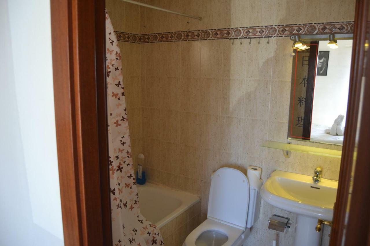 Fano's House - En Vivienda Particular Homestay