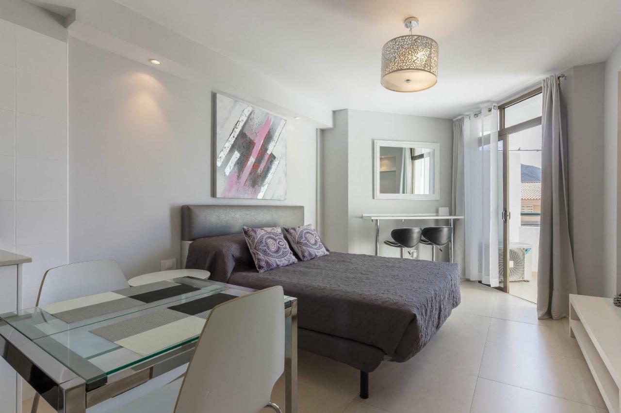 Los Cristianos Summerland Apartment *