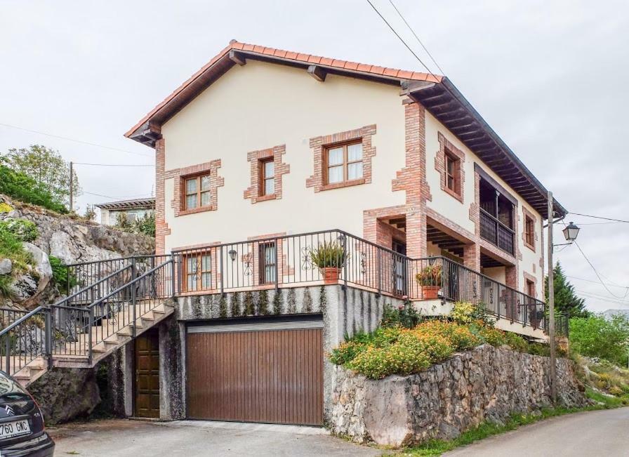 Apartment La Huertina Canales (Asturias)