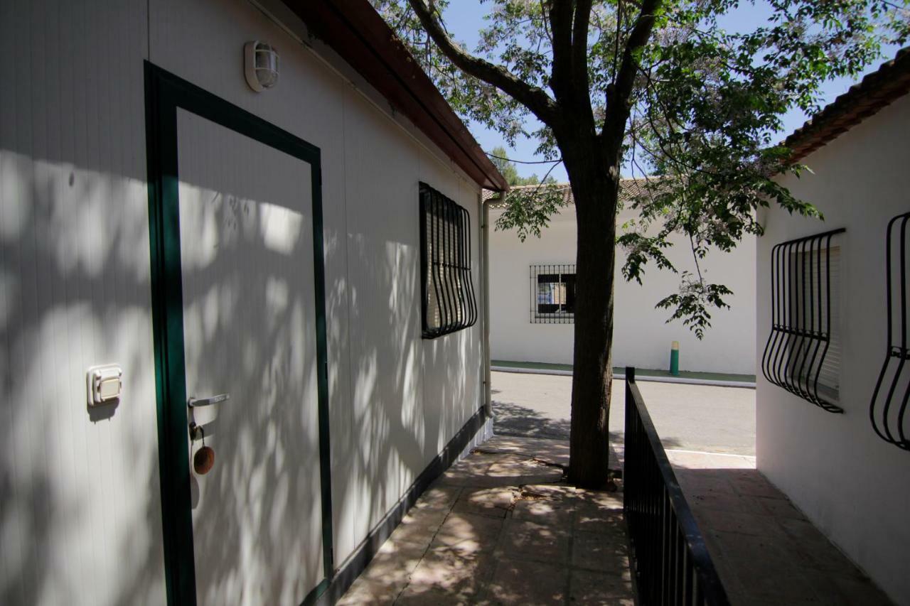 Centro De Ocio Alua Bungalows Camping Rafting Benameji Campsite