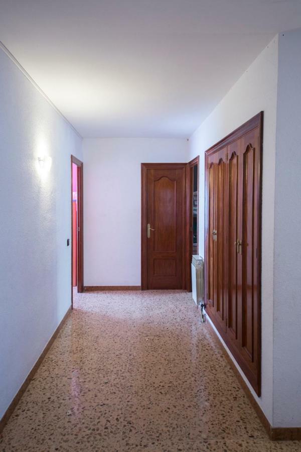 Apartamento Enorme Piso En *