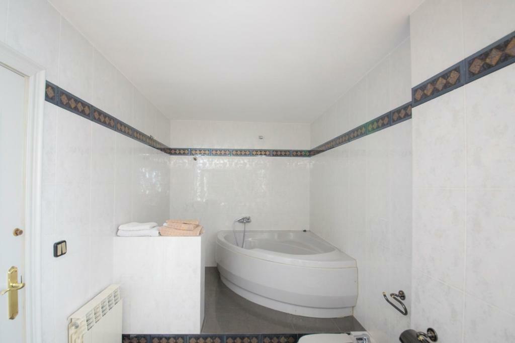 Enorme Piso En Apartamento