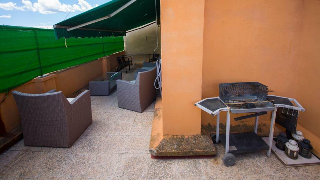 Apartamento Enorme Piso En *