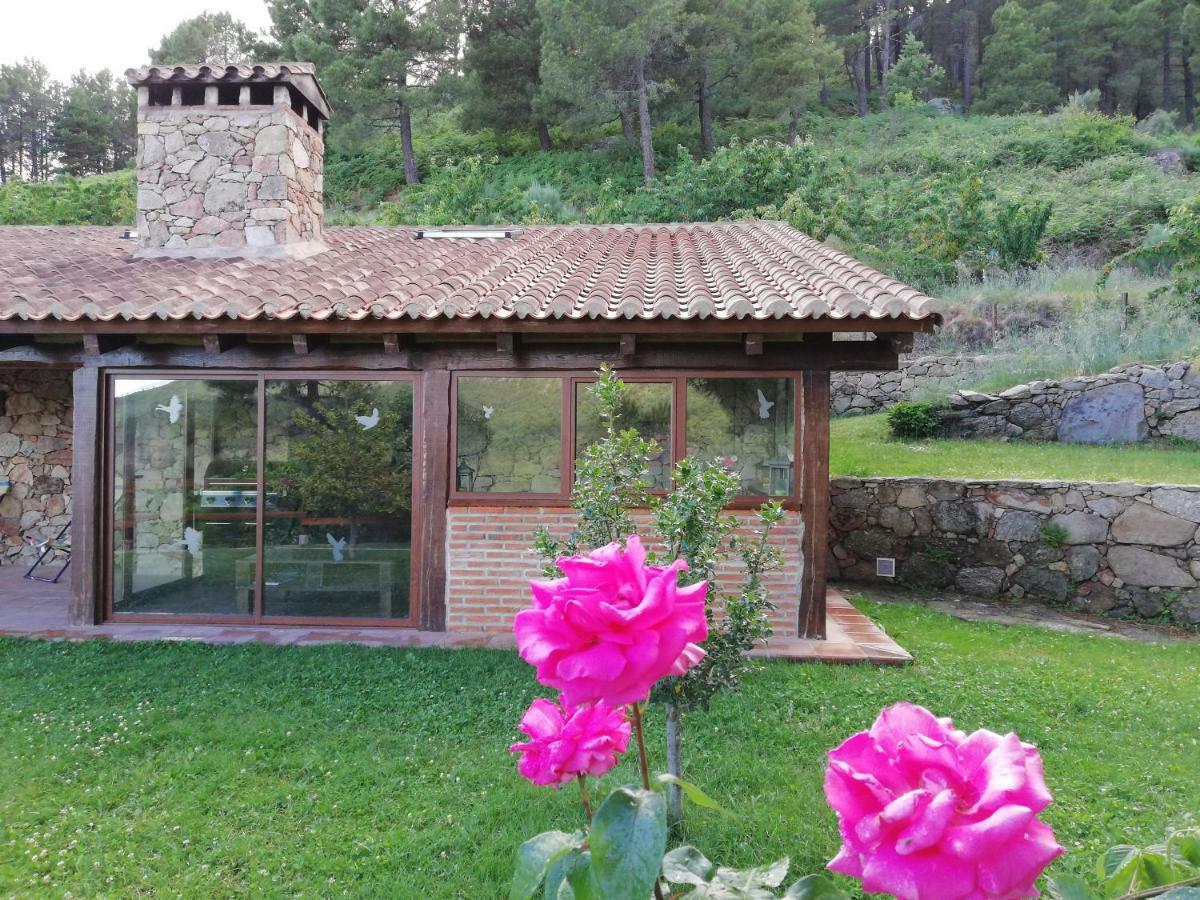 Casa rural Refugio Perdigones El Arenal (Castile and Leon)